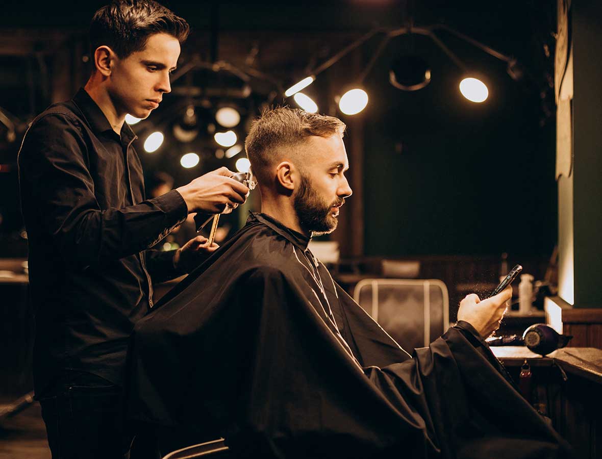 Classic Men's Haircut Midtown NYC